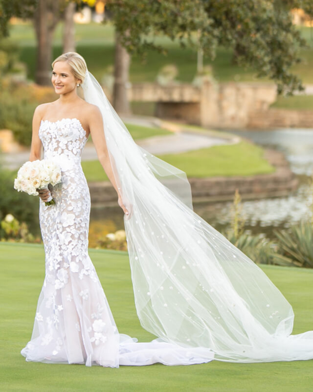 DCC Elegance for Allison Holmes’ Bridal Portraits
