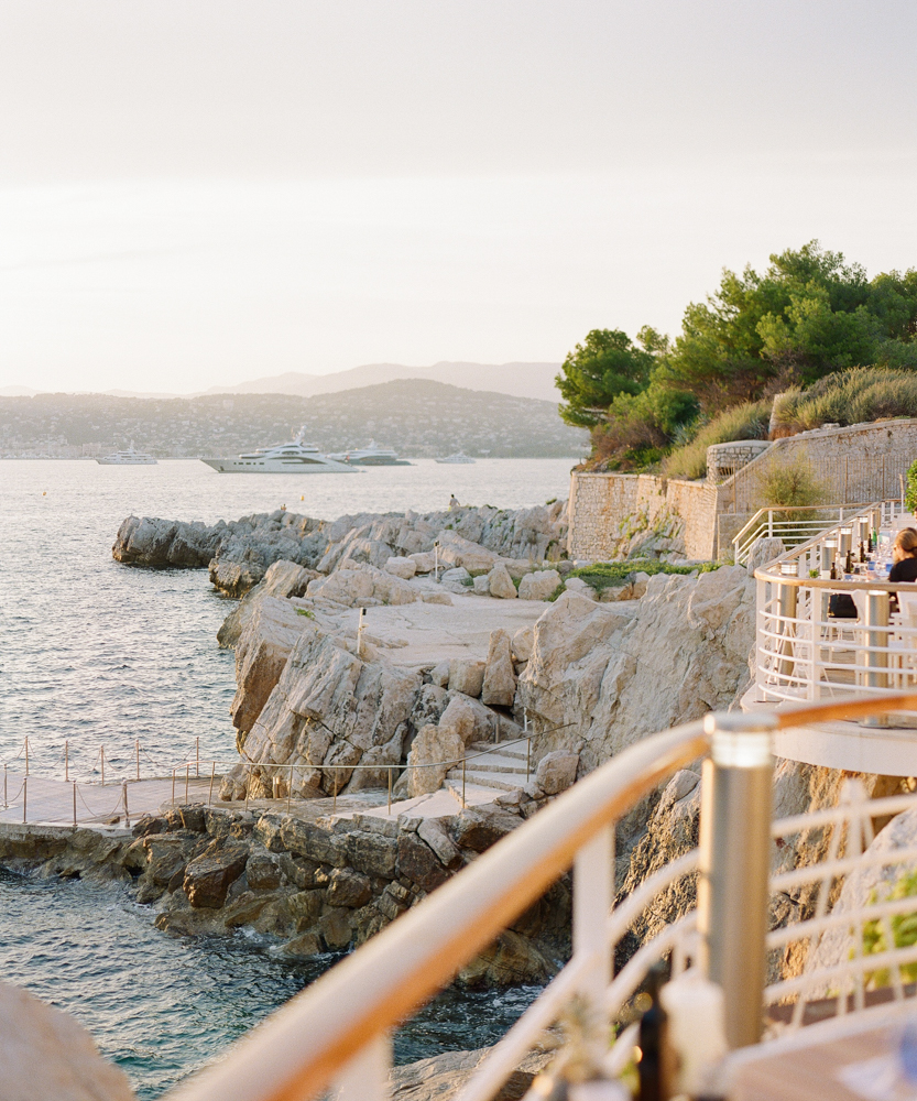 Sunny Days Ahead With This Honeymoon Inspiration