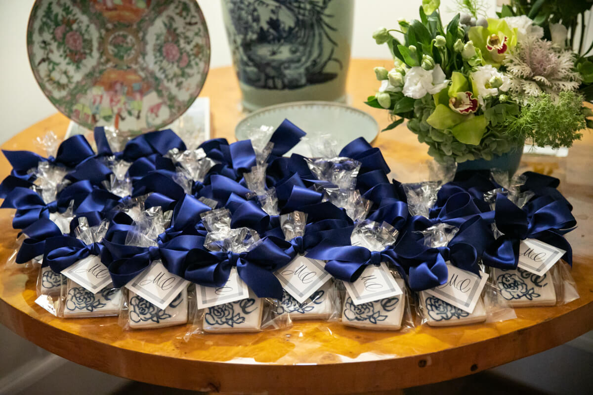 custom cookie party favors