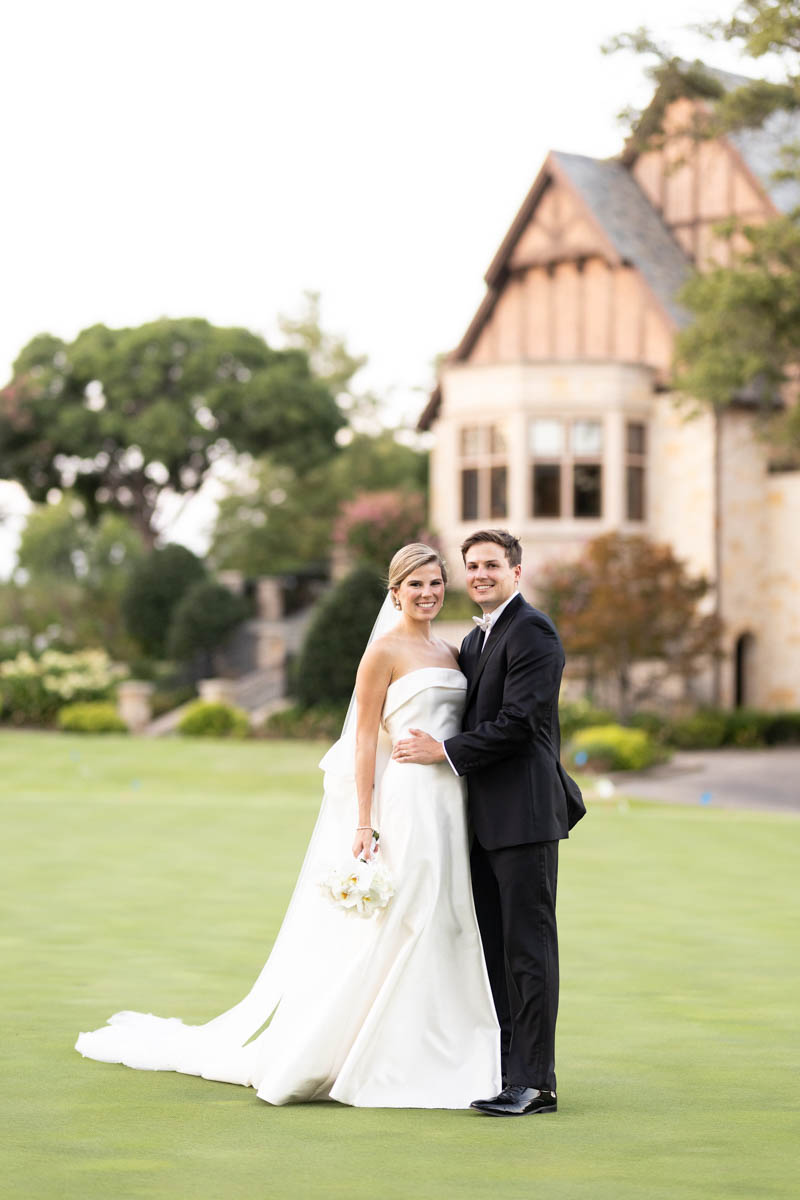 Southern Charm Met Hamptons Blues at the DCC for Mr. and Mrs. Webb - John  Cain Photography